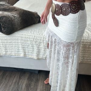 Elegant ivory Lace Skirt